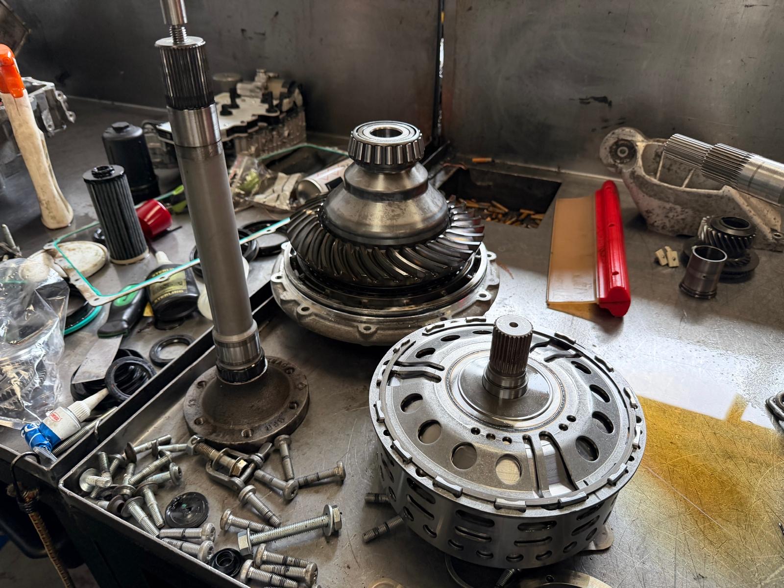 Gearbox workshop photo 3